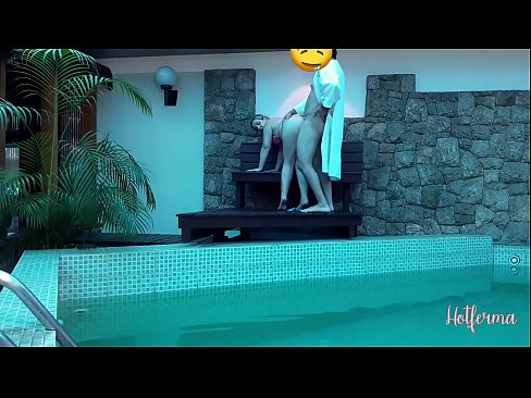 ❤️ Chefe convida criada para a piscina, mas não conseguiu resistir a um ❤❌ Sexo superior em porno pt.dewporn.ru ️❤